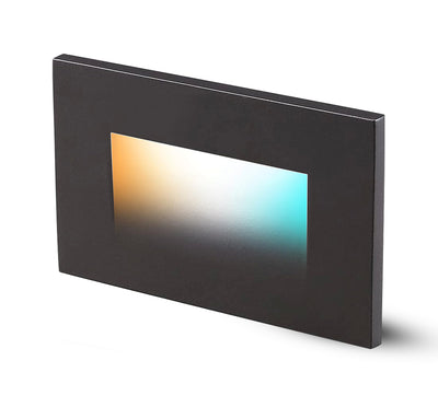 Cloudy Bay white recessed LED step light, white background